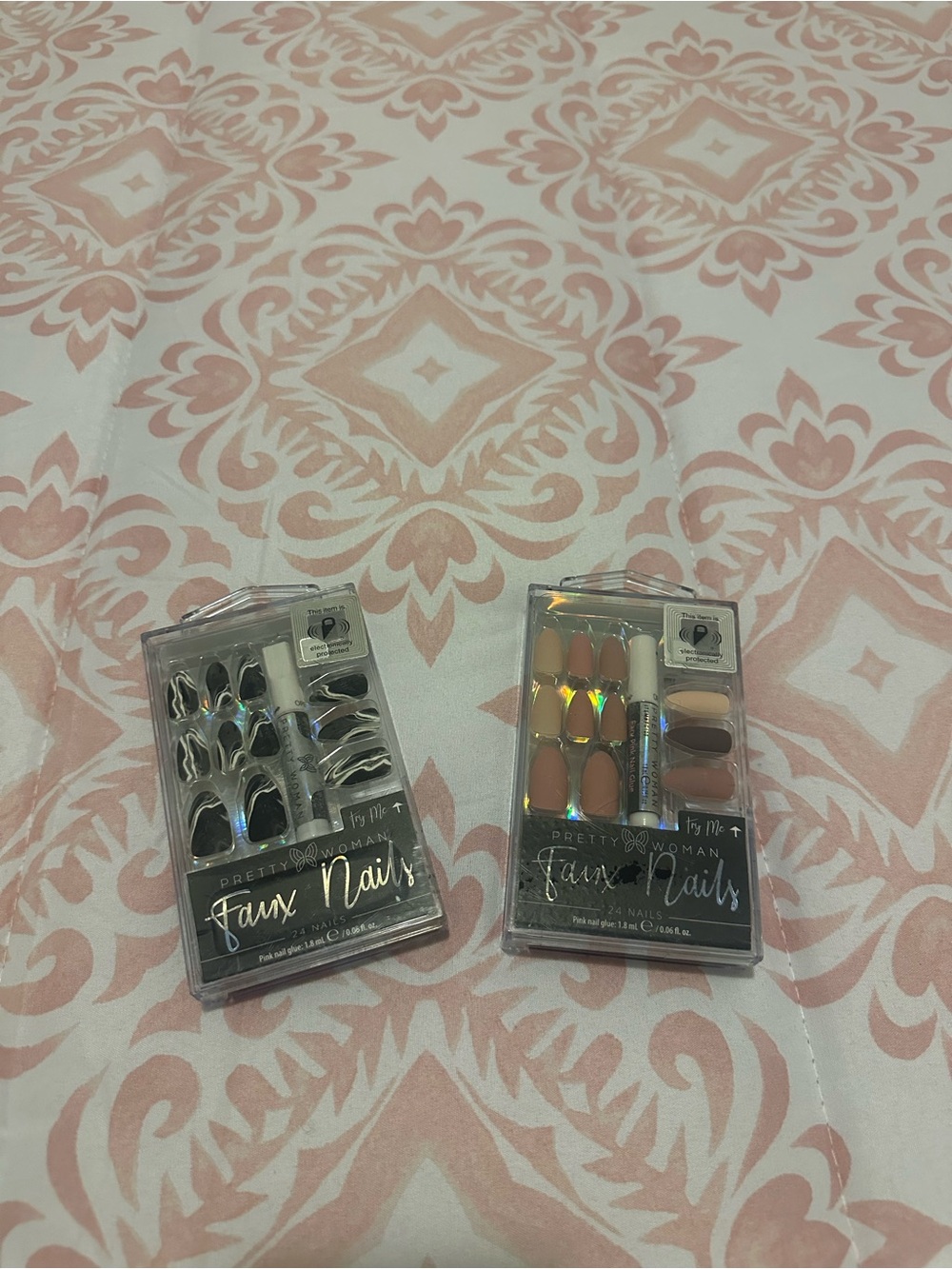 Set of 2 Faux Nails Set